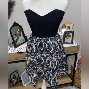 Gorgeous cocktail dress size large